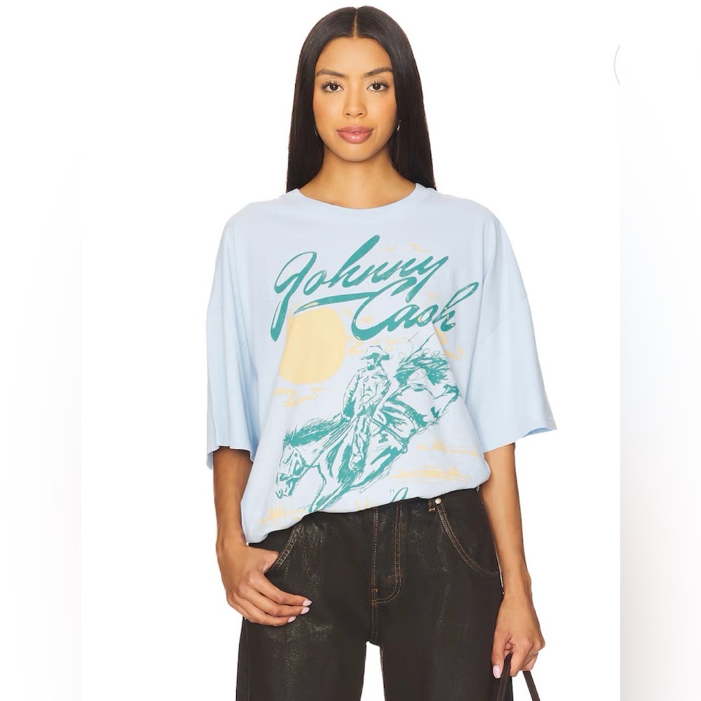 DAYDREAMER Johnny Cash American Rebel Tee in Airey Blue